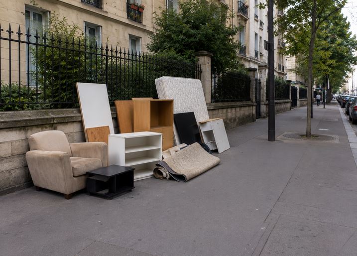 Encombrants à Gonesse